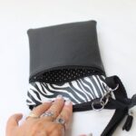 Torbica Barcelona - črno bela 1 - slika 4