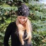 Dvostranska kapa - Črna z zlatim potiskom/črna