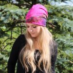 Dvostranska kapa - Abstraktno barvita/ciklamna