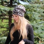 Dvostranska kapa - Gepard vzorček na beli/črna