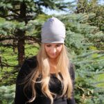 Dvostranska kapa - Melirano turkizna/siva s svetlečimi pikicami - slika 4