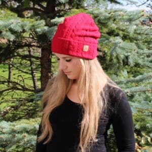 Beanie zimska kapa - rdeča