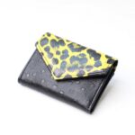 Unikatna ženska denarnica ŠANI- Črna z rumenim gepard vzorčkom