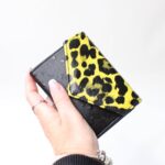 Unikatna ženska denarnica ŠANI- Črna z rumenim gepard vzorčkom - slika 6