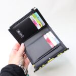 Unikatna ženska denarnica ŠANI- Črna z rumenim gepard vzorčkom - slika 2