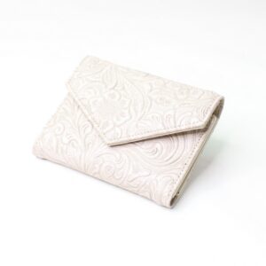 Unikatna ženska denarnica ŠANI- Bež z reliefnim cvetličnim vzorčkom