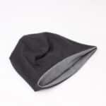 Dvostranska kapa - črna/grafitno siva